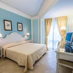 Otel Daphne Giardini Naxos