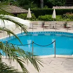 Otel Daphne 4*