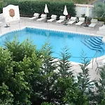 Daphne Otel Giardini Naxos