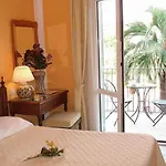 Otel Daphne