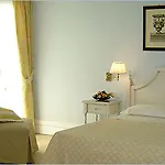 Daphne Otel