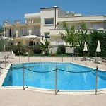 Otel Daphne Giardini Naxos