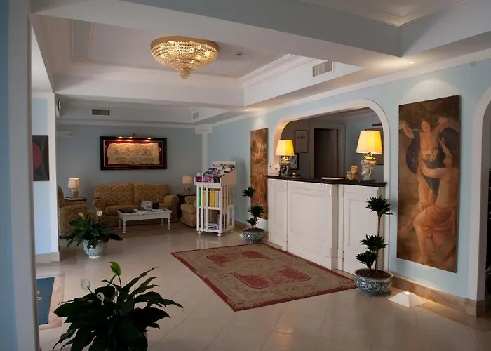 Hotel Daphne 4*