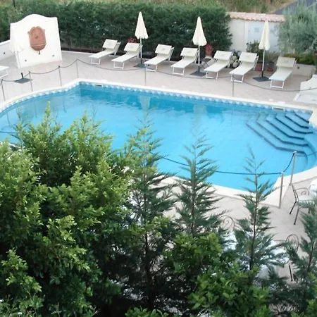 Daphne Hotel Giardini-Naxos