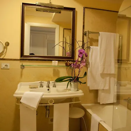 Hotel Daphne Giardini-Naxos