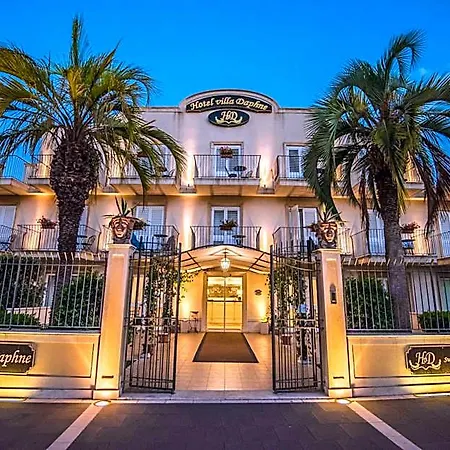 Daphne Hotel Giardini-Naxos