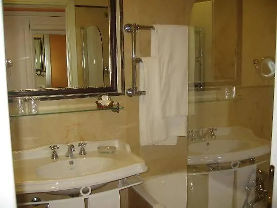 Daphne Джардини-Наксос