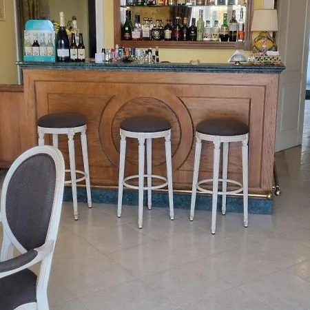 Hotel Daphne Giardini-Naxos