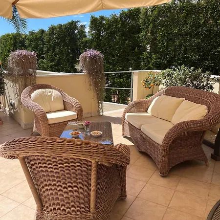 Hotel Daphne Giardini Naxos